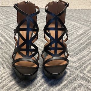 Super cute Black heels